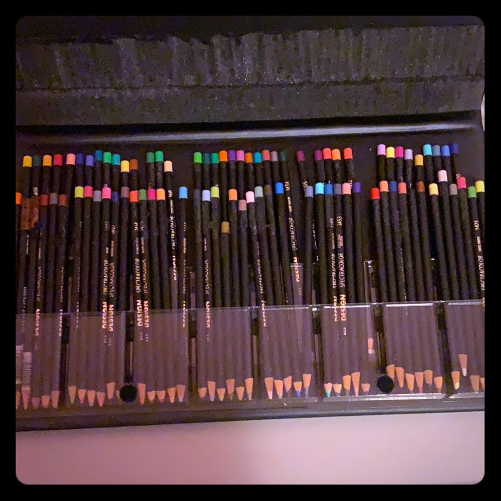 Design spectracolor - vintage discontinued.